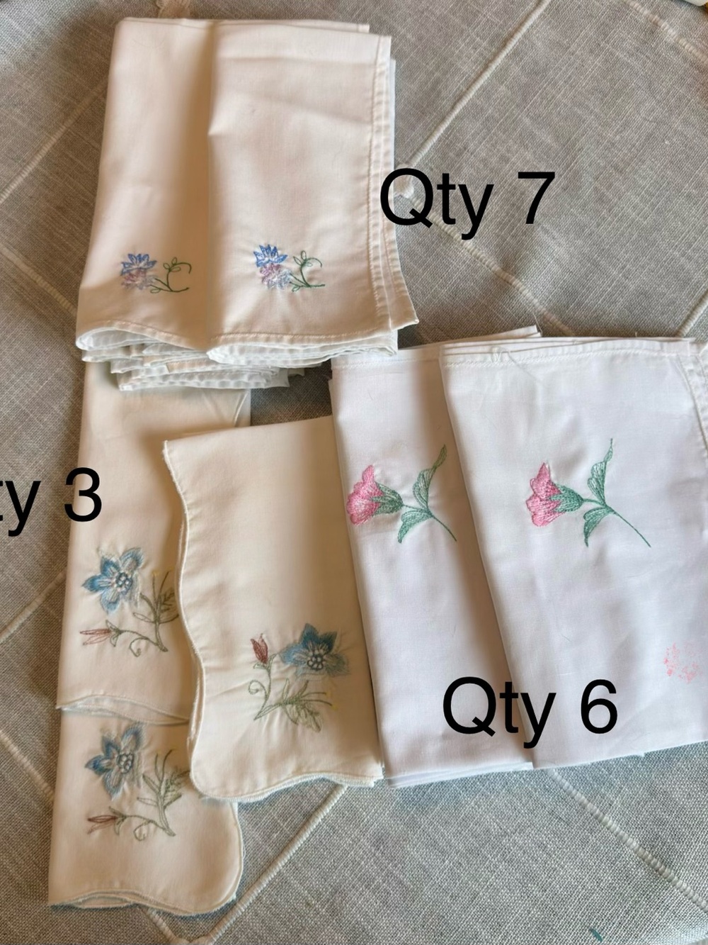 Embroidered Floral Dinner Napkins - White with Pink & Blue Flowers